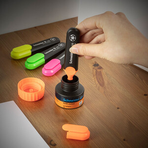 Schneider highlighter Job is refillable with Maxx 660 refill station.