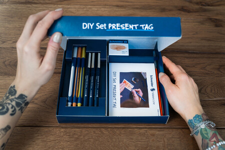 With the Schneider DIY set for gift tags your can create awesome tags.